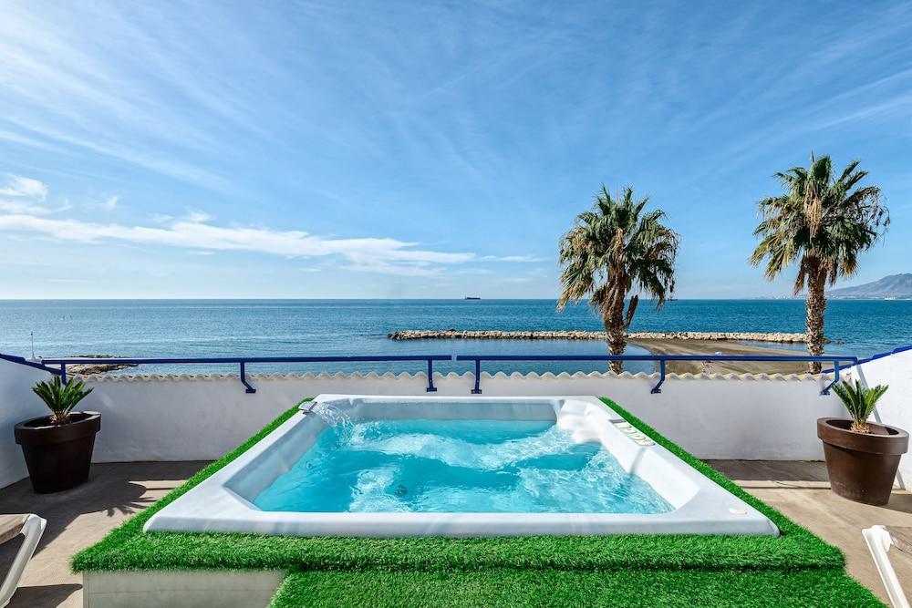 Hotel La Chancla Málaga Dış mekan fotoğraf