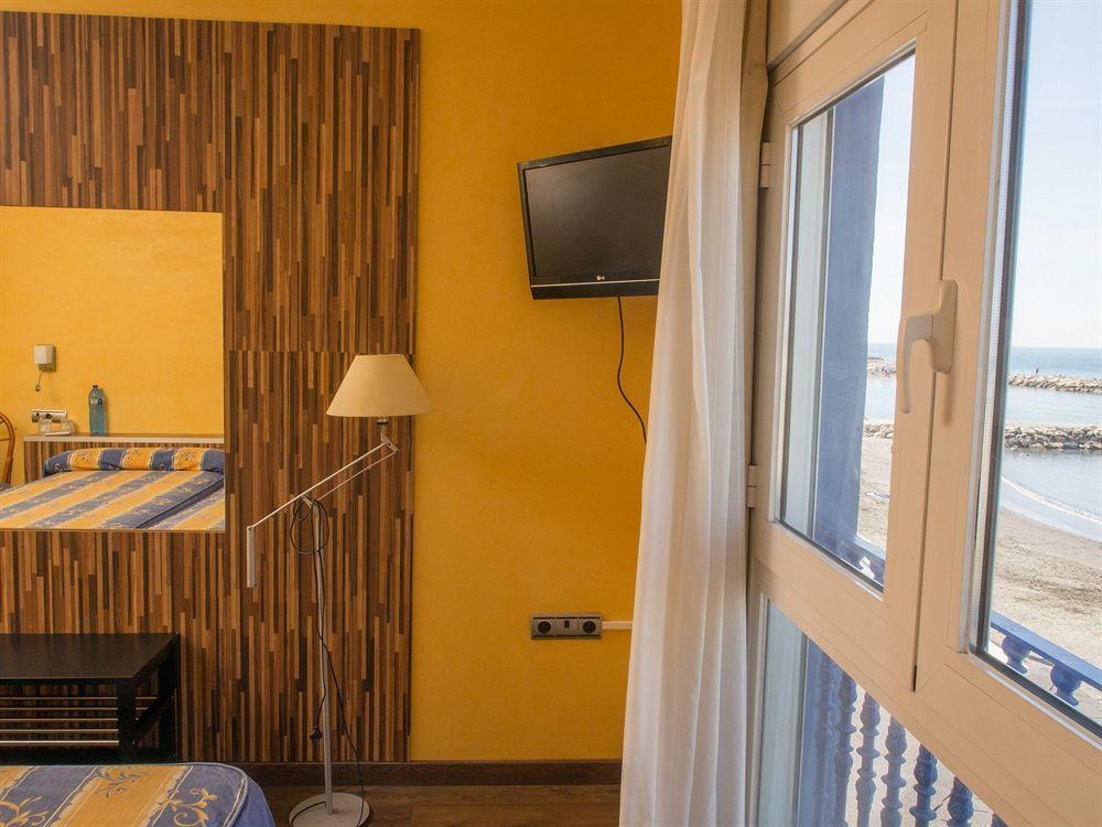Hotel La Chancla Málaga Dış mekan fotoğraf